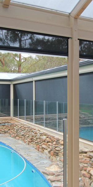 slidetrack-pool-patio